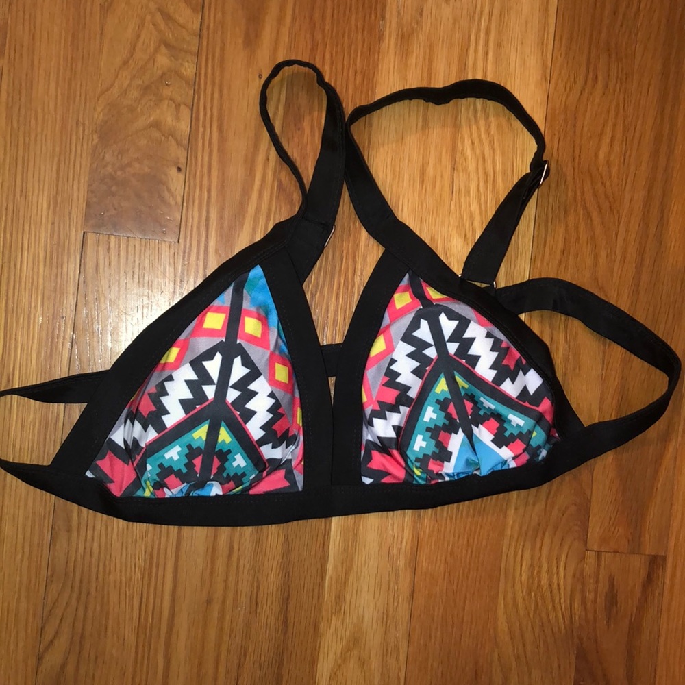 Bikini 👙 - Picture 4 of 7